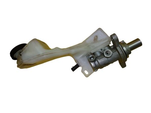 Renault kadjar brake master cylinder 1.5 diesel k9k646 2017