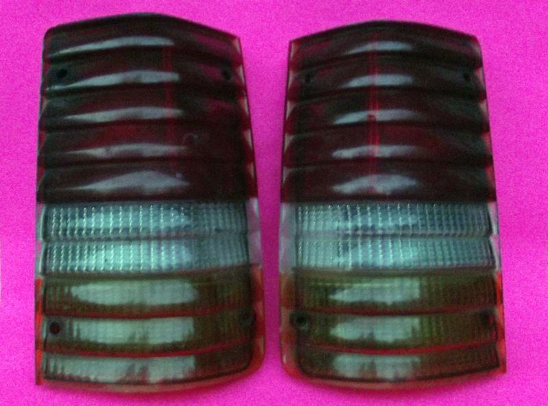 1996 ford aerostar tail lights rt. & lft.  b28-248