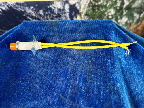 Cessna 172 f light charge indicator (amber) p/n: 0513051-8