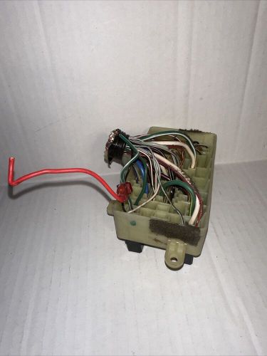 98 99 00 01 02 2000 isuzu rodeo passport fuse box under dash 3.2l 8972316650