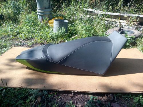 21-24 arctic cat zr 8000 seat