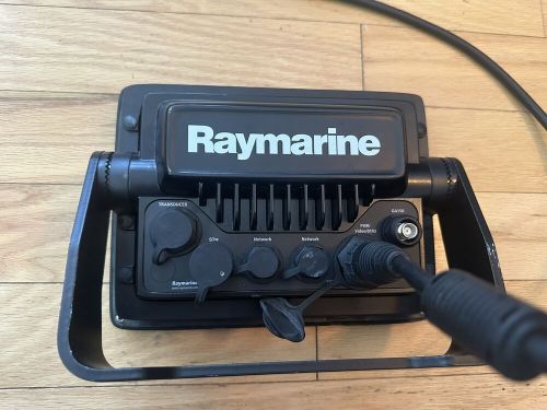 Raymarine a98 9&#034; touchscreen mfd chartplotter sonar w/ wifi + downvision e70236