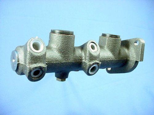 New qualitee 6656040 brake master cylinder 80 81 82 83 84 85 86 fuego r18i