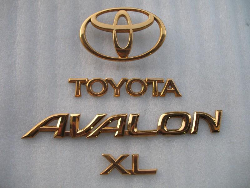 1998 1999 toyota avalon xl rear trunk lid emblem logo decal oem used set 98 99