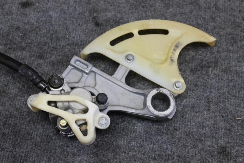 2005 crf 450 crf450 rear brake caliper 02 03 04 05 06 07 08