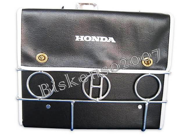 Honda c70 c90 black side bag japan style