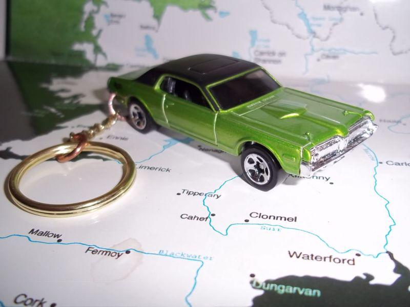 Custom mint keychain 1968 mercury cougar,metallic antifreeze wchrome rims