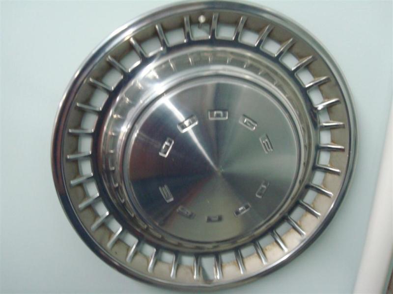 Oem dodge hubcap mopar chrysler 