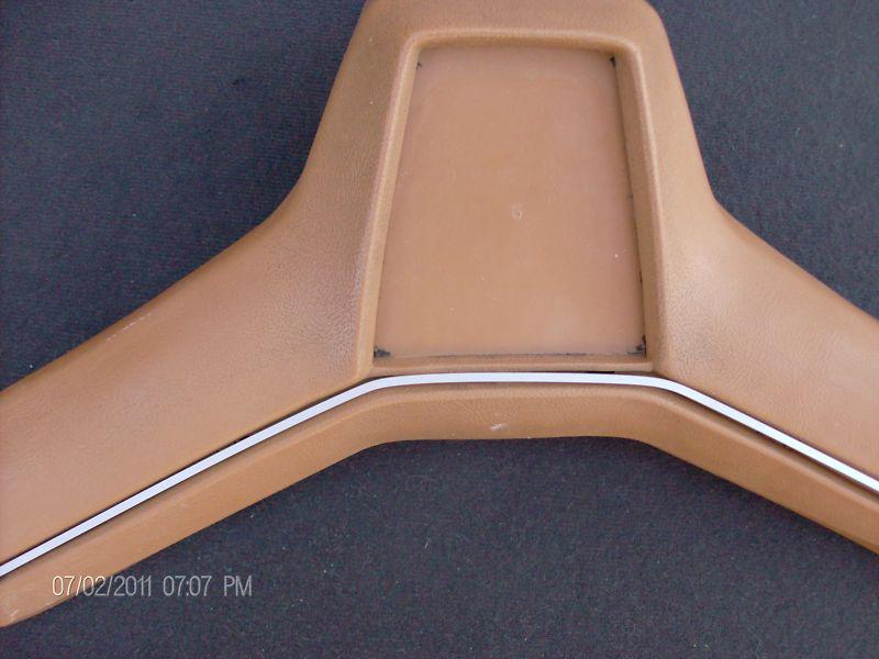 Steering wheel hornpad trim 78-85 el camino/monte carlo/malibu/chevrolet