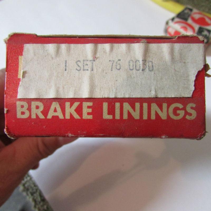 Vintage nos brake linings – triumph 650, norton