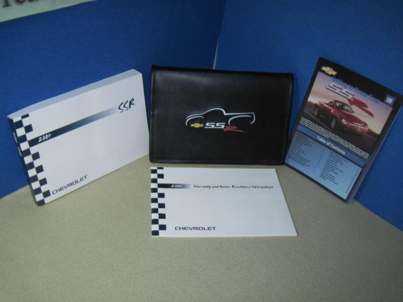 2004 chevrolet ssr owners manual and case     "fast free u.s. priority shipping"