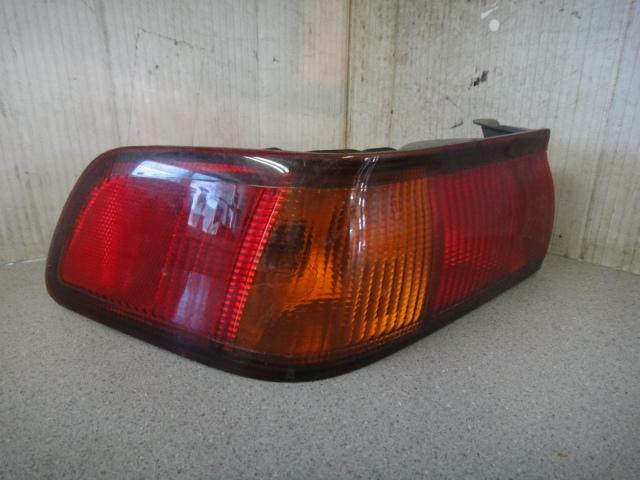 Camry outer tail light 1999 1998 1997 toyota 4 door lh taillight lamp