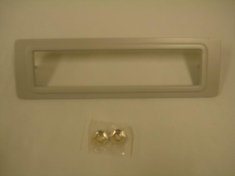 1968 ford mustang side lamp bezel (before 2/15/68)