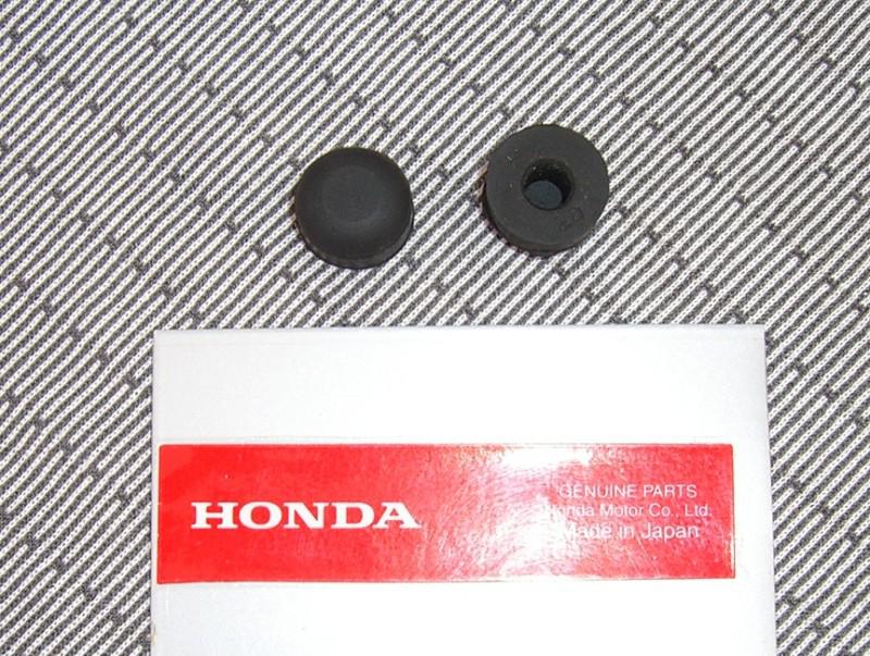 Nos oem honda cb450 cl450  cb350  cl350 (2) meter set rubber 37244-292-000