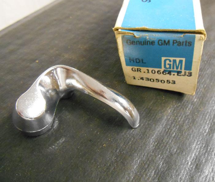 Nos gm 62 63 1964 1965 1966 1967 chevelle chevy ll nova vent window handle ss lh