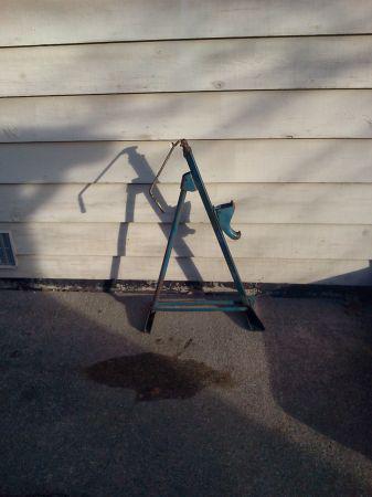 Vintage auto specialties co.1950's 1960's bipod bumper jack with crank handle