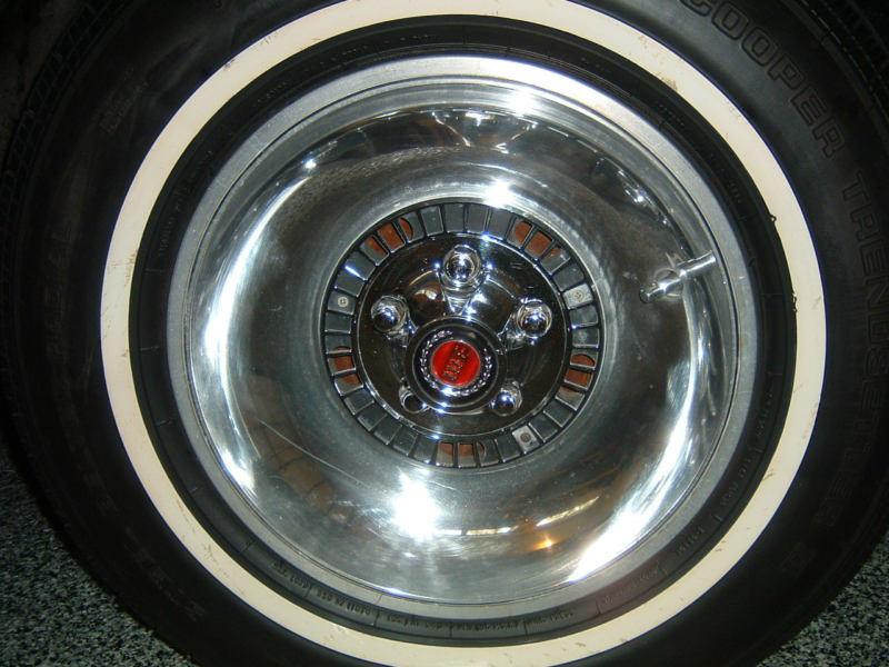 Lincoln continental mark iv oem wheels and tires. wheels from 1972 to 1976