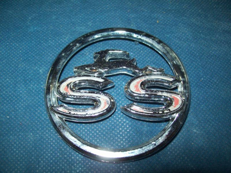 1966 1967 chevy impala ss  emblem