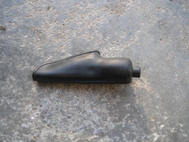 1983 yamaha yz80 - cable rubber guard