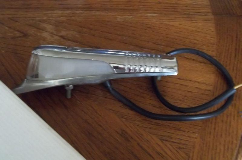 1949 buick right fender parking light assembly with wiring  n.o.s 