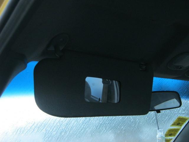 04 05 aveo left/drivers sun visor/shade 