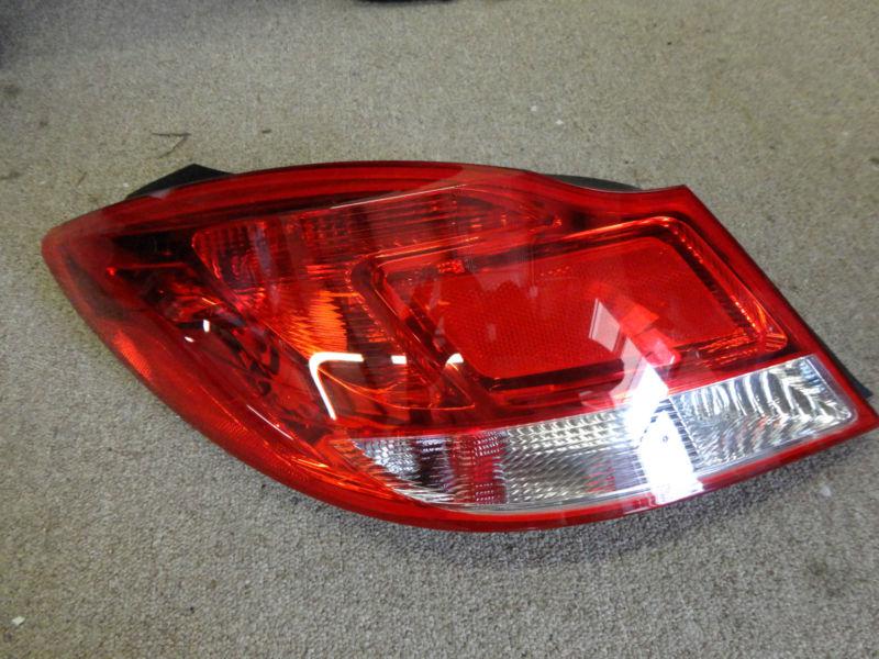 2010-2012 buick regal driver left tail light oem 2011 11