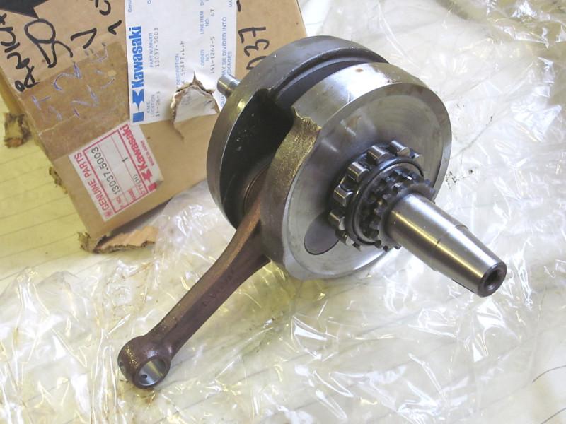 Kawasaki klt250 a1 kz z 250 d1 d2 l1 csr 1980-82 crankshaft assy 13037-5003 nos