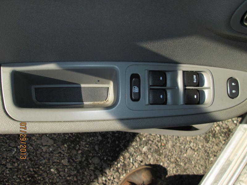 08 09 chevy malibu master power window switch