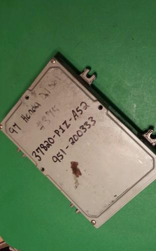 96 97 honda civic del sol d16y7 ecu 37820-p1z-a52 y7 a/t  1.6 1.6l  