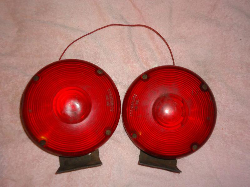 Signal-stat stratolite no 62 round red  with bracket set