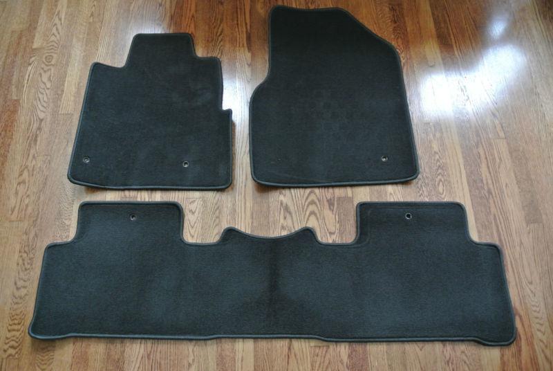 Genuine oem set of graphite black carpet floor mats  for 2009-2013 honda pilot
