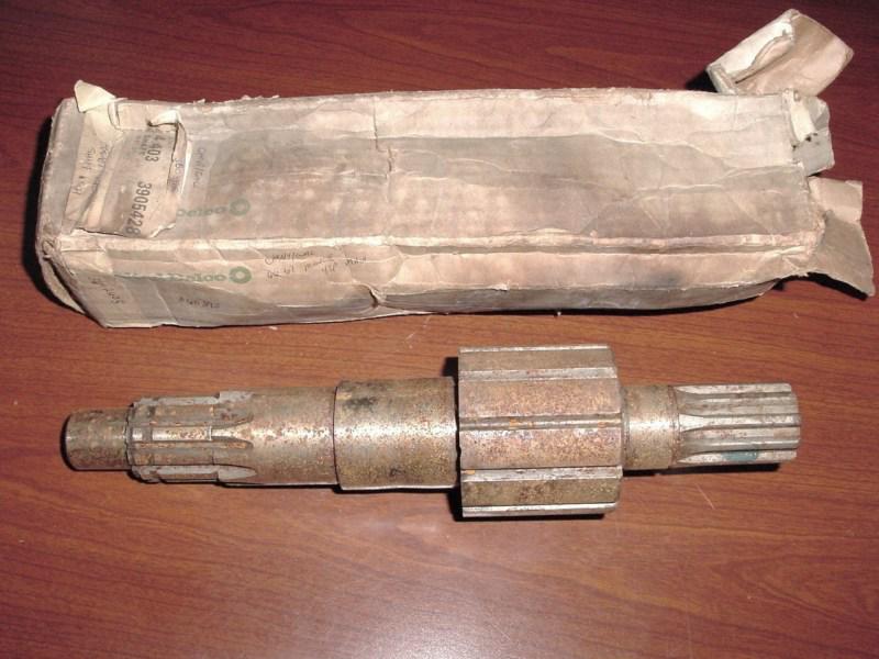 Nos muncie 4 speed transmission main shaft 1948-67 chevy/gmc medium duty trucks