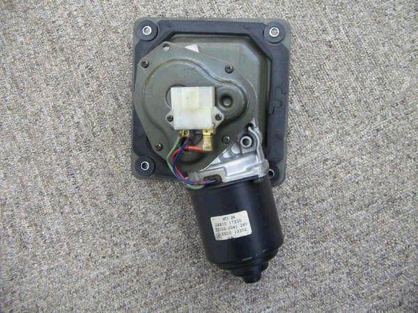 Nissan ud ud tractor 2001 front wiper motor [2261600]