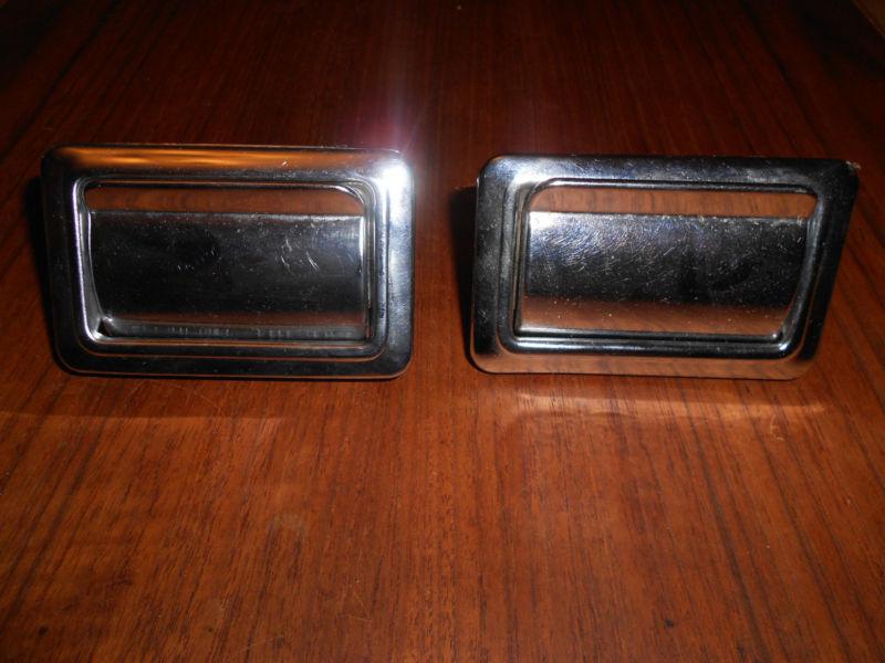 1970's general motors,pontiac original rear armrest ashtrays, nice chrome finish