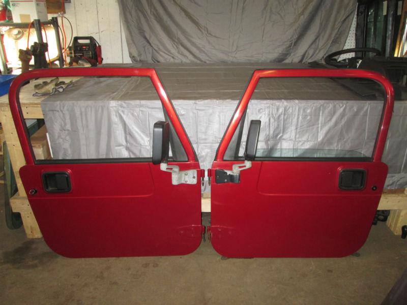 Jeep wrangler factory full hard doors with mirrors key 1999 nice paint tj 97-06