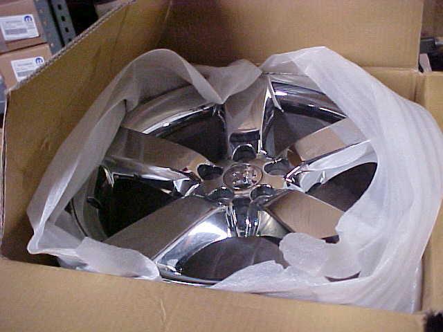 20" x 8" chrome wheels for dodge charger rt road & track 