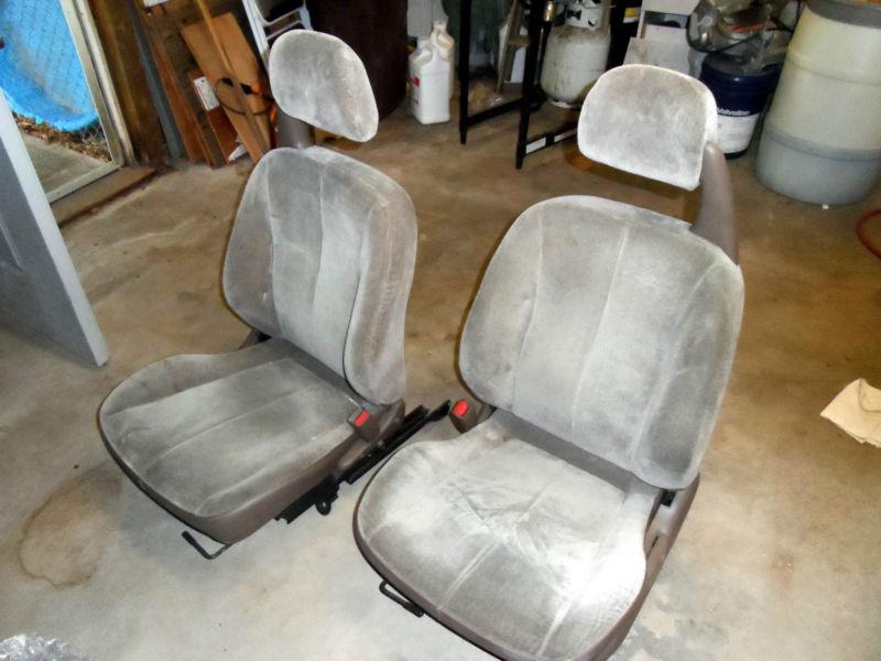 Pair of stock seats for 92-95 honda civic, used take out, some minor stains