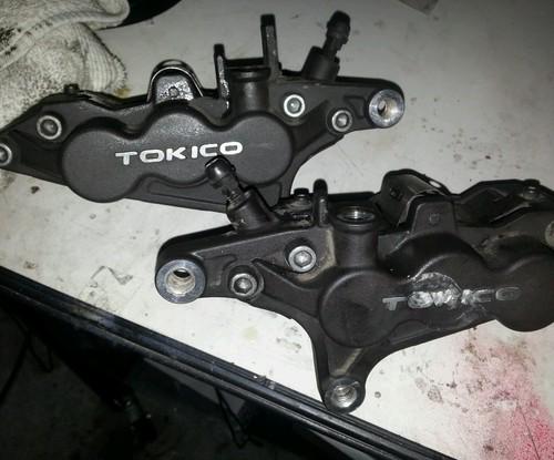 96 97 98 99 gsxr 600/750 srad front brake calipers - 6 piston tokico tl1000r tls