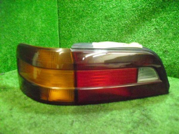 Toyota sprinter trueno 1995 rear left combination lamp [4615600]