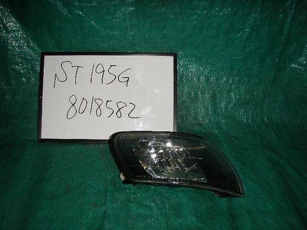 Toyota caldina 1997 right clearance lamp [9211000]