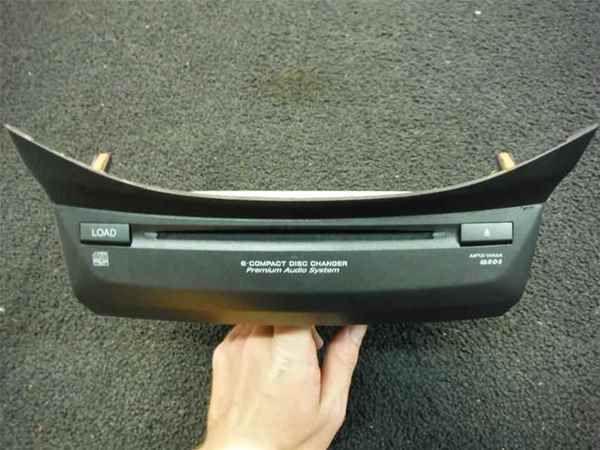 08-12 honda accord oem dash 6 disc cd changer lkq