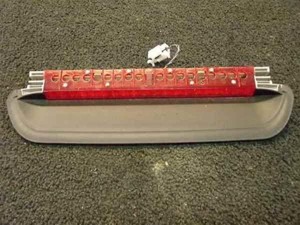 07 bmw e90 e92 325 328 335 oem rear led brake light lkq