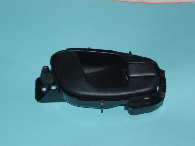 Daewoo lanos inside door black  handle front right door free s/h