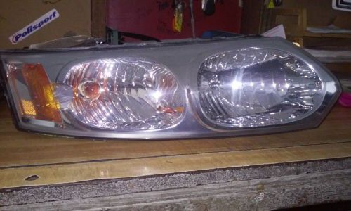 2003-2005 saturn ion right head lamp assembly