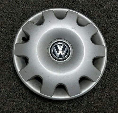 Oem 1999-02 vw volkswagen jetta 15&#034; 10-spoke hubcap wheel cover p/n 1j0601147n