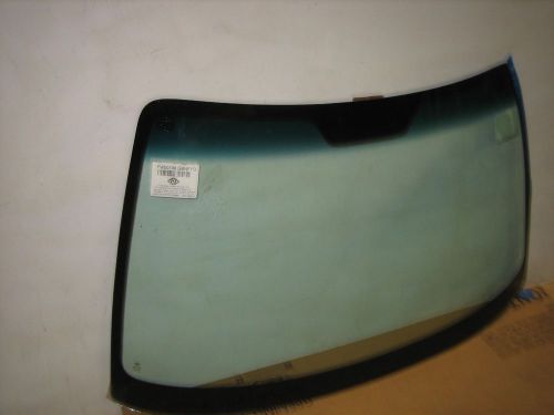 For hyundai accent 4 door sedan 1995 1999 windshield