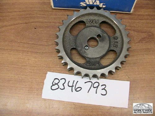 Saab 99 2.0 engine counter shaft gear intermediate shaft gear 8346793  1973-1980