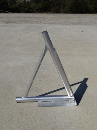 Large wedge stand without top