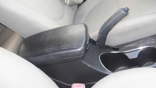 11 kia forte console front 46492