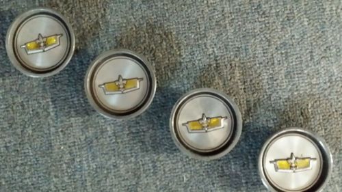 Gm chevy chevrolet caprice 1980s wire wheel style center caps oem #254842